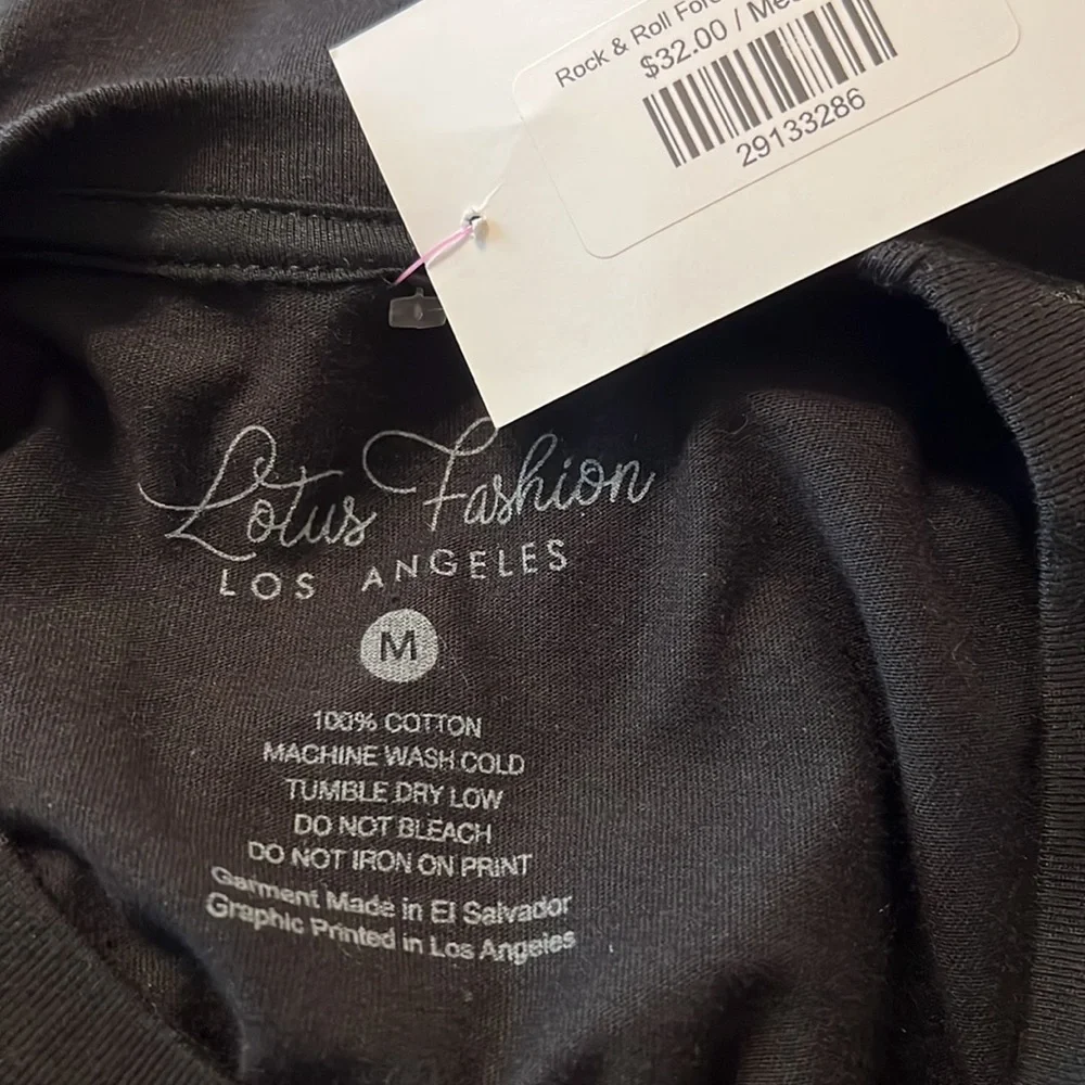 NWT Lotus Fashion Rock & Roll Forever World Tour Black T-Shirt M - Picture 4 of 4